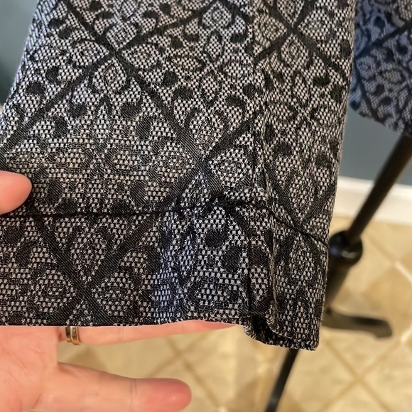 Ann Taylor Loft Light Jacket Size 6 - Picture 8 of 11